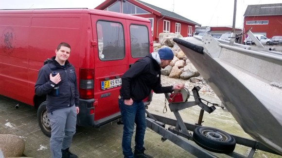 Ungdommen i dag - to mand om venstrehåndsarbejde...