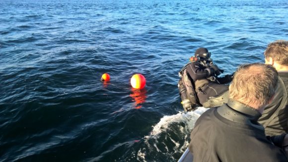 Juhl bliver smidt ved bøjerne...