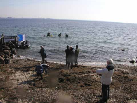 20030322-105734-her