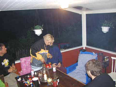 20030620-221253-her