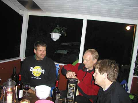 20030620-232653-her