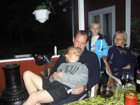 20030621-220809-her