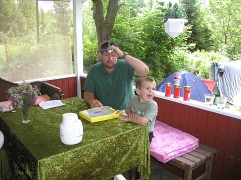20030622-110435-her