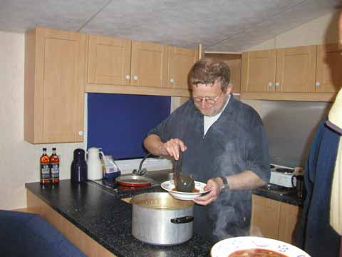 20030523-212608-her