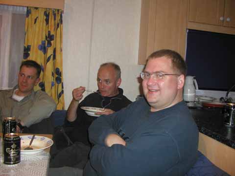 20030523-215643-her