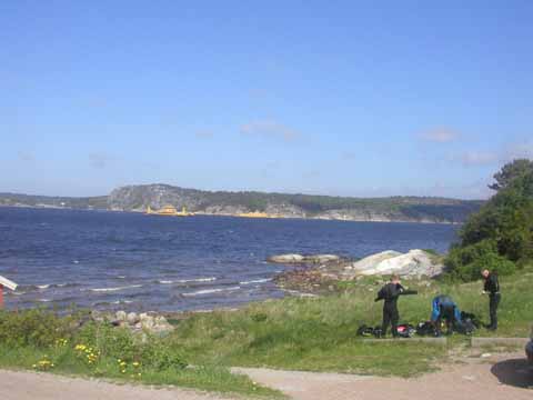 20030526-090651-her