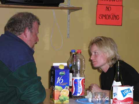 20030529-203532-her
