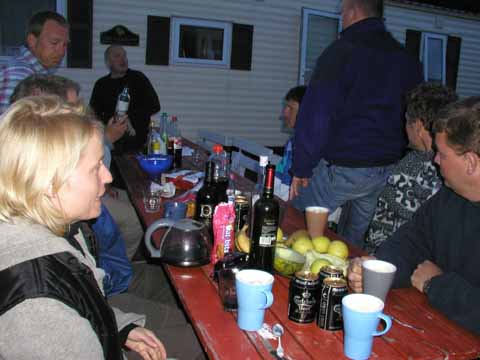 20030531-220423-her