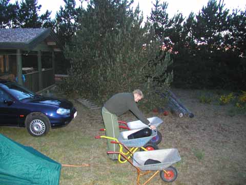 20030613-223044-her