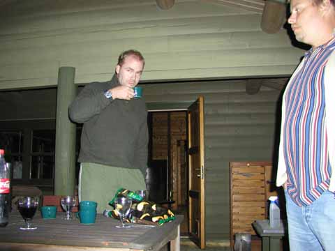 20030613-223249-her
