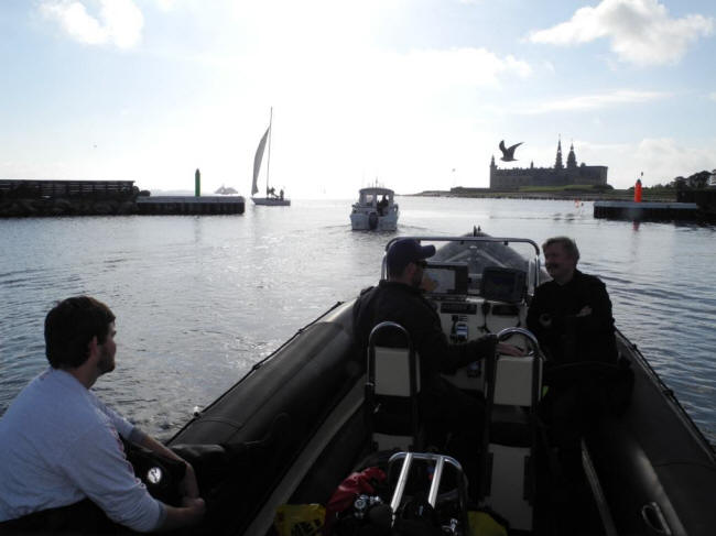Ud af havnen